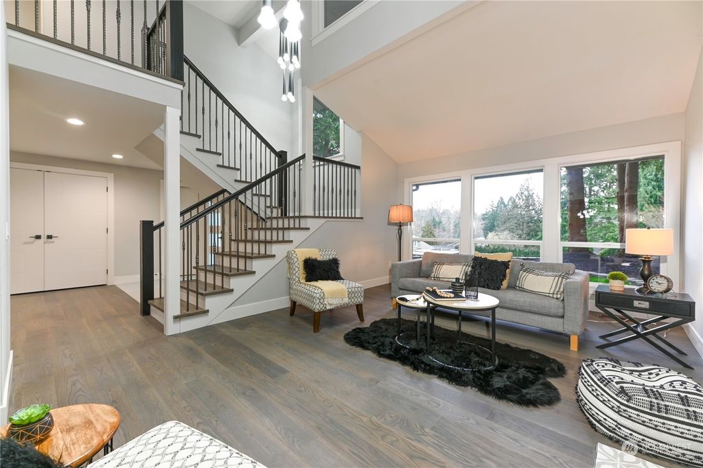 Photo of 10345 36th Avenue NE, Seattle, WA 98125 (MLS # 2030397)