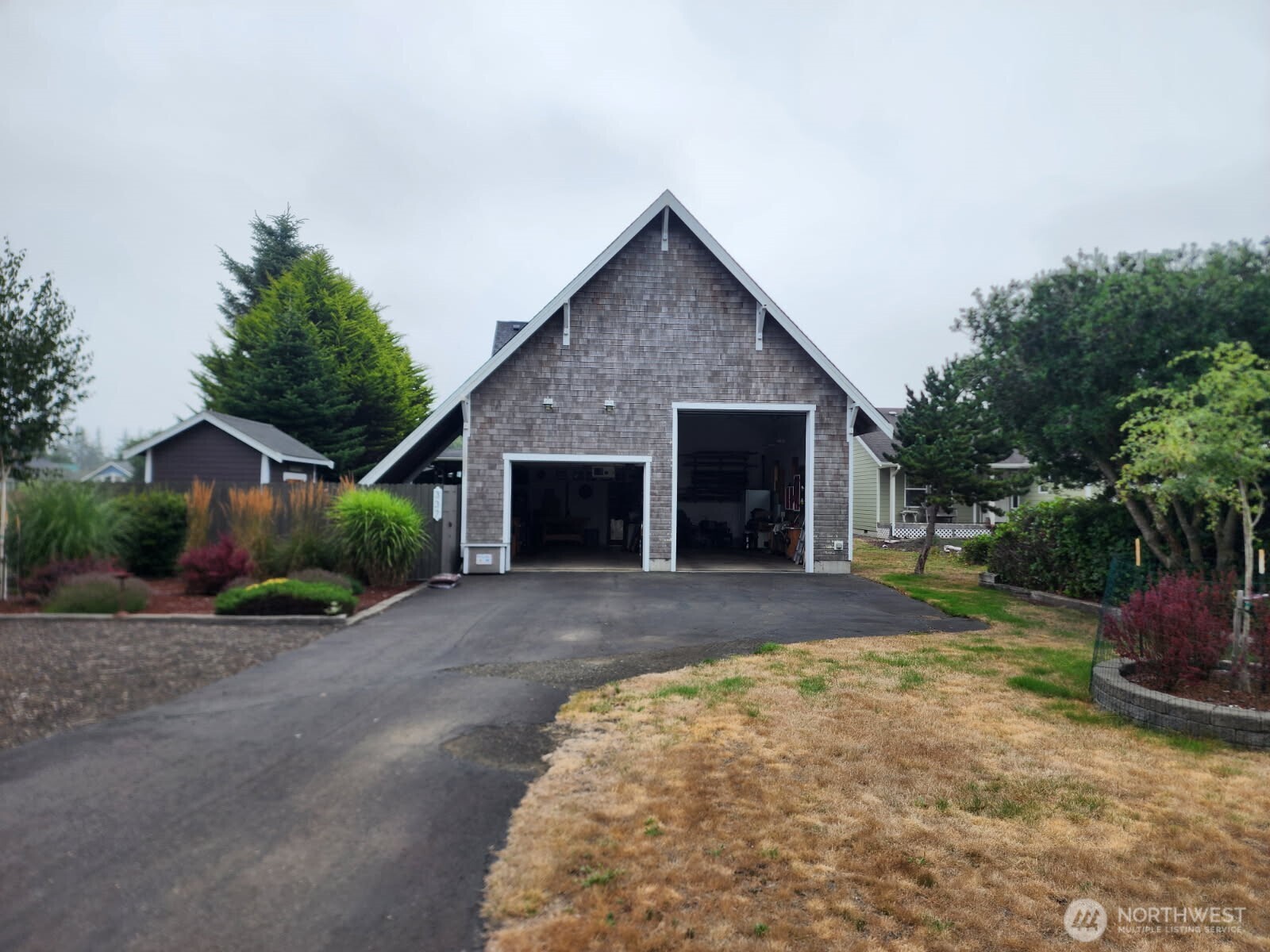 337 S Butter Clam Street SW