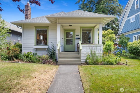 Photo of 1705 Hoyt Avenue AVE, Everett, WA 98201 (MLS # 2554226)