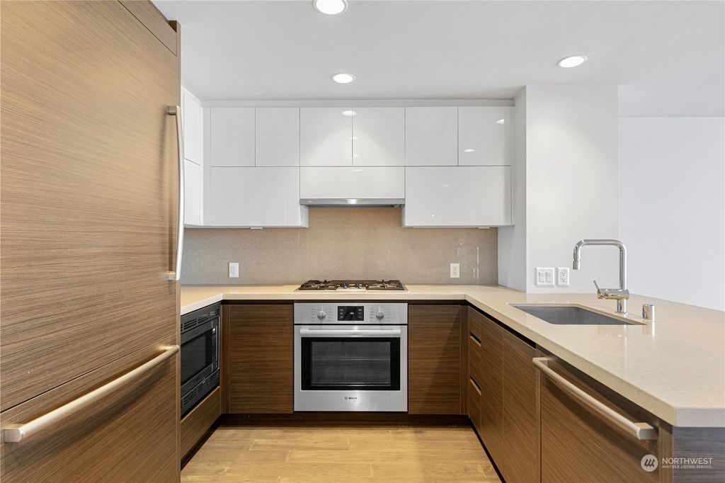Photo of 583 Battery Street #904N, Seattle, WA 98121 (MLS # 2232629)