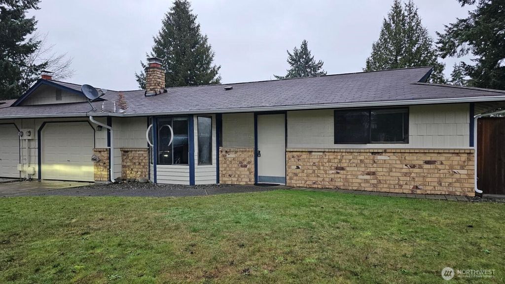 Photo of 13803 13805 11th Avenue Ct S, Tacoma, WA 98444 (MLS # 2495600)