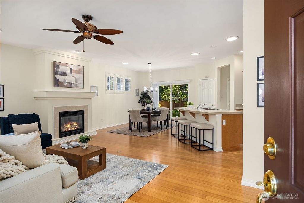 Photo of 13273 Sun Break Way NE, Redmond, WA 98053 (MLS # 2551343)