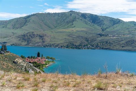 Photo of 126 Mira Vista, Chelan, WA 98816 (MLS # 2442481)