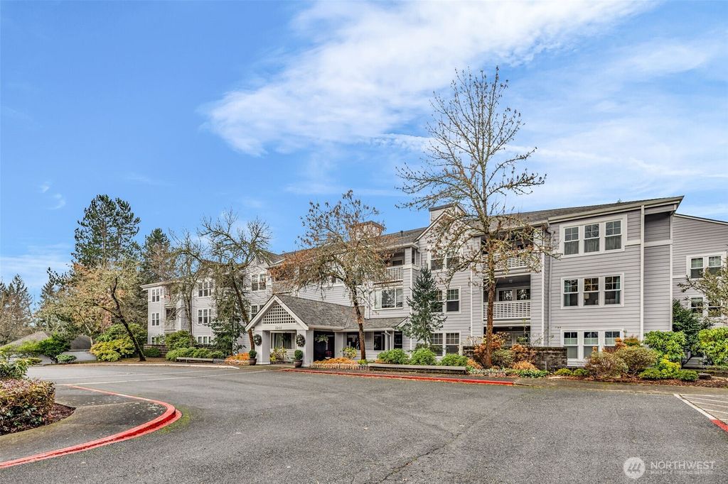 Photo of 3941 226th Place SE #211, Issaquah, WA 98029 (MLS # 2459496)