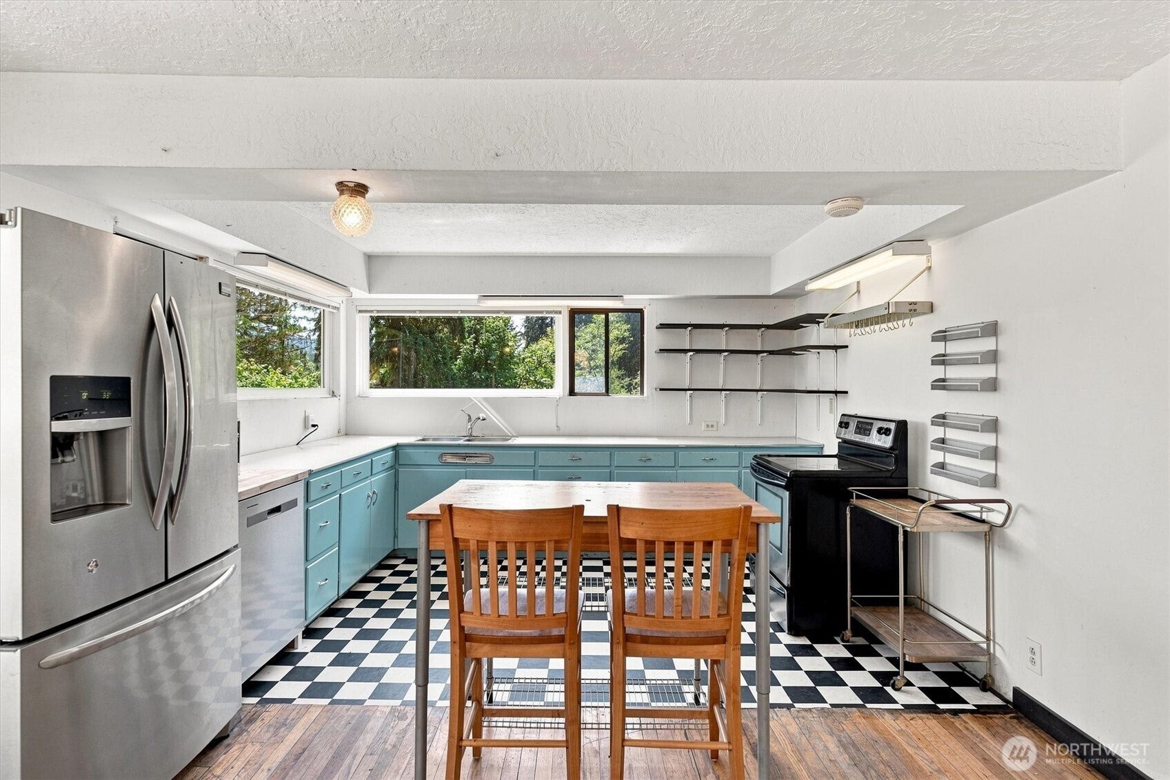 205 N Maple Hill Road