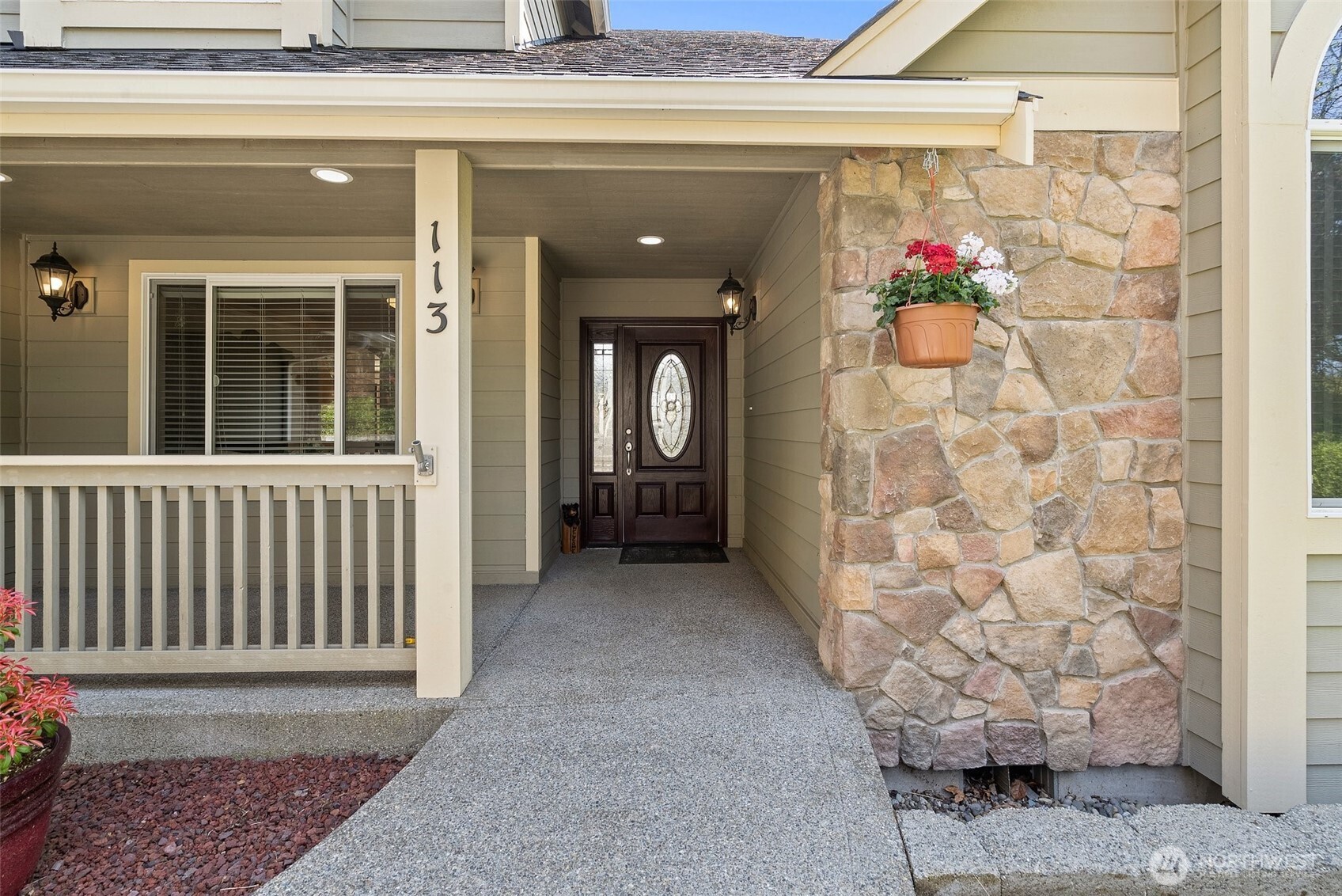 113 Briarwood Court