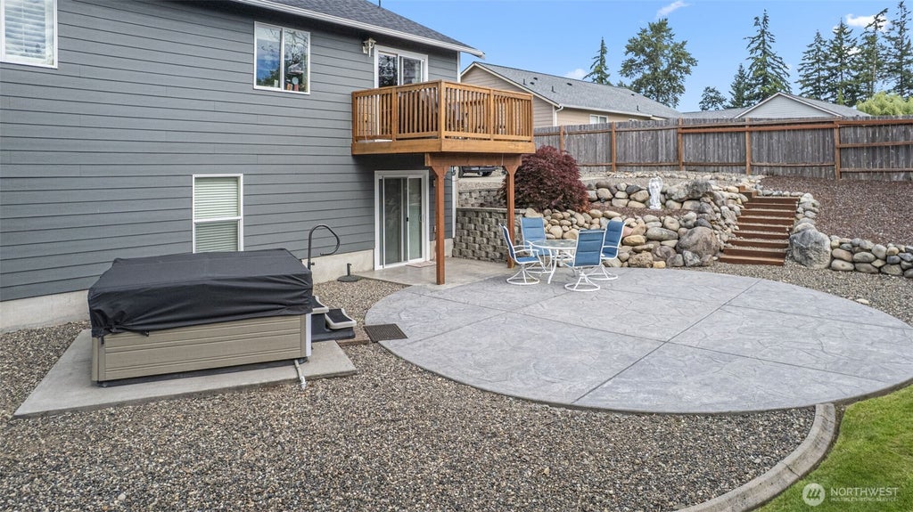 Photo of 905 Cody Street SE, Rainier, WA 98576 (MLS # 2593859)