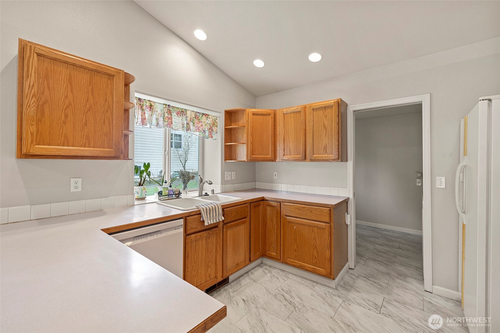 1011 Lake Park Drive SW