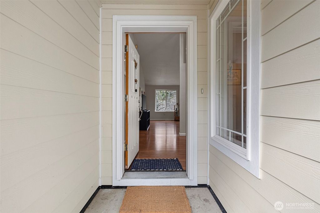 Photo of 1011 Lake Park Drive SW, Tumwater, WA 98512 (MLS # 2483570)