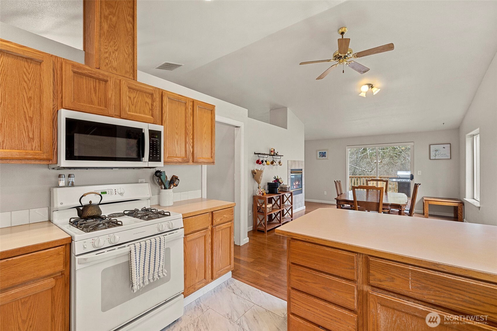 1011 Lake Park Drive SW