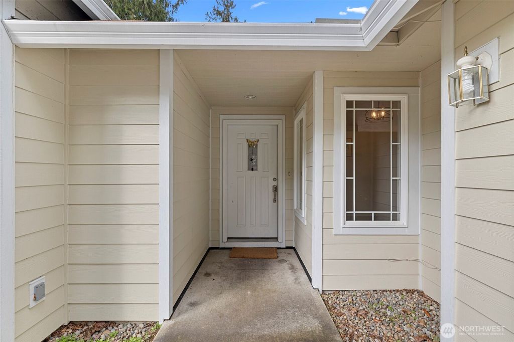 Photo of 1011 Lake Park Drive SW, Tumwater, WA 98512 (MLS # 2483570)