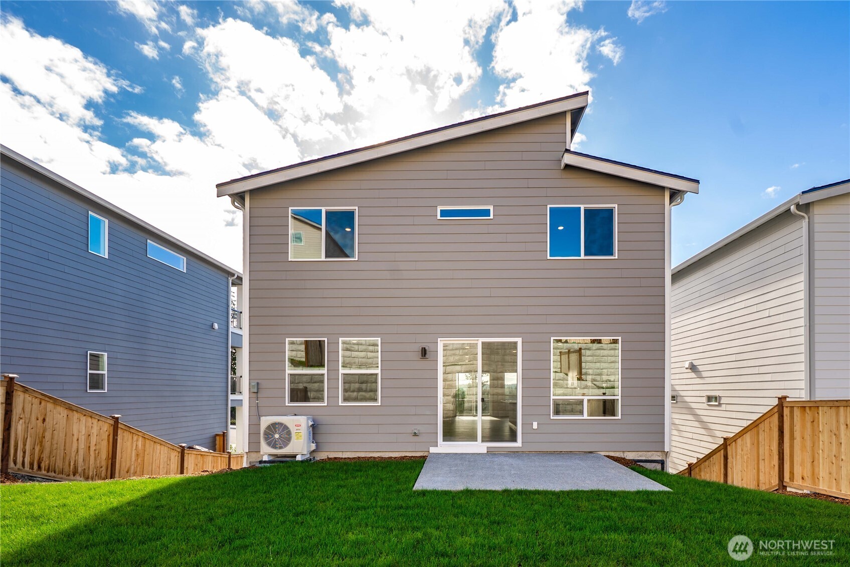 17548 NE Midnight Sun Loop