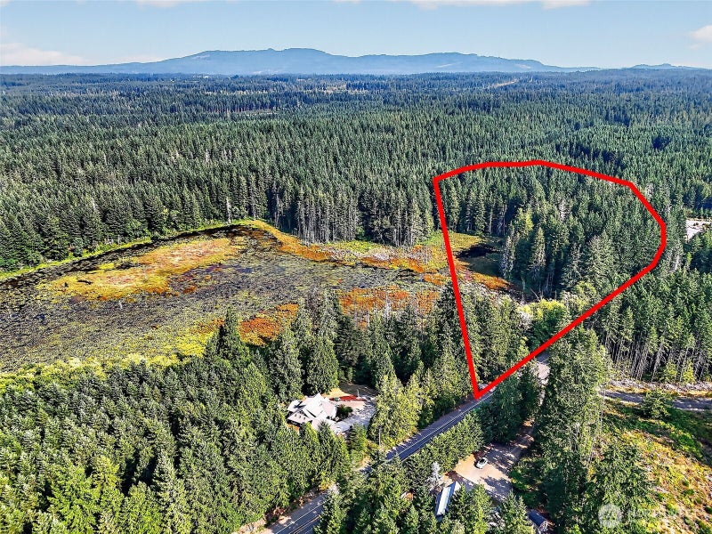9598 JM Dickinson Road SW