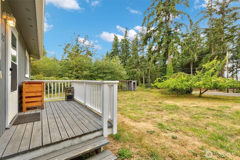 36132 Hood Canal Drive NE