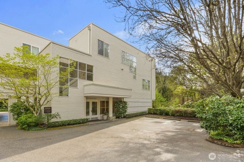 Photo of 10237 SE 3rd Street #5, Bellevue, WA 98004 (MLS # 2577151)