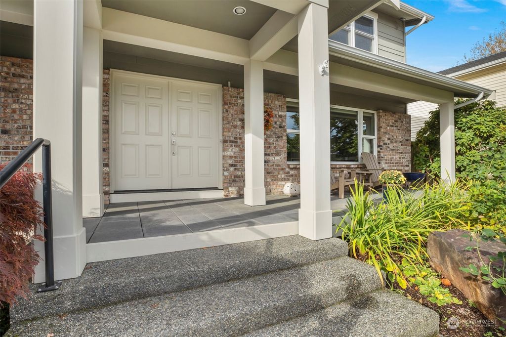 Photo of 19313 65th Avenue NE, Kenmore, WA 98028 (MLS # 2015080)