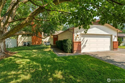 Photo of 1907 Sunset Drive, Walla Walla, WA 99362 (MLS # 2565237)