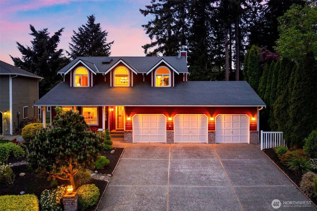 Photo of 36545 31st Avenue S, Federal Way, WA 98003 (MLS # 2513879)