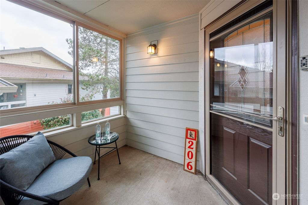 Photo of 23507 Lakeview Drive #B206, Mountlake Terrace, WA 98043 (MLS # 2203434)