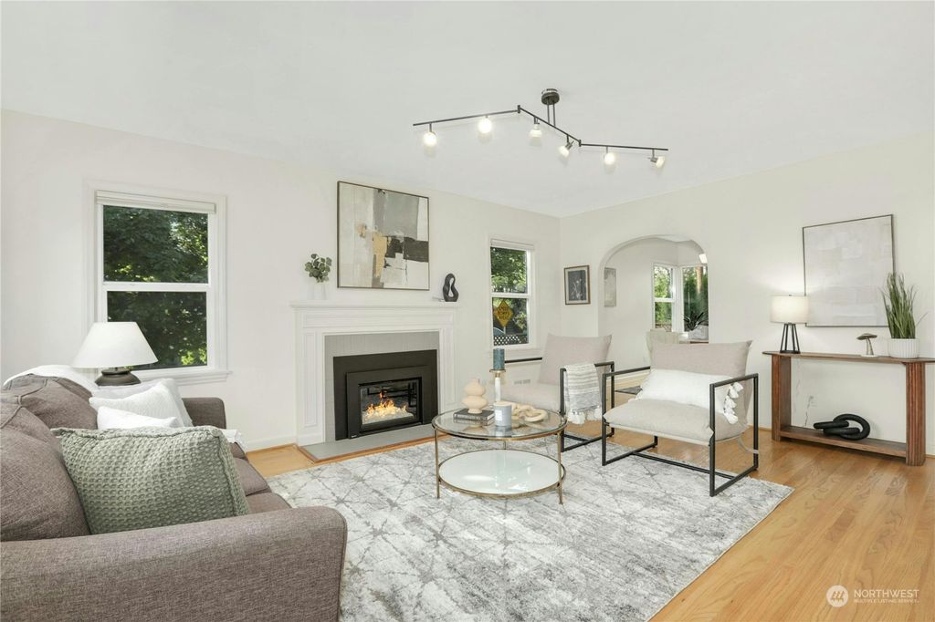 Photo of 1502 N 80th Street, Seattle, WA 98103 (MLS # 2277171)