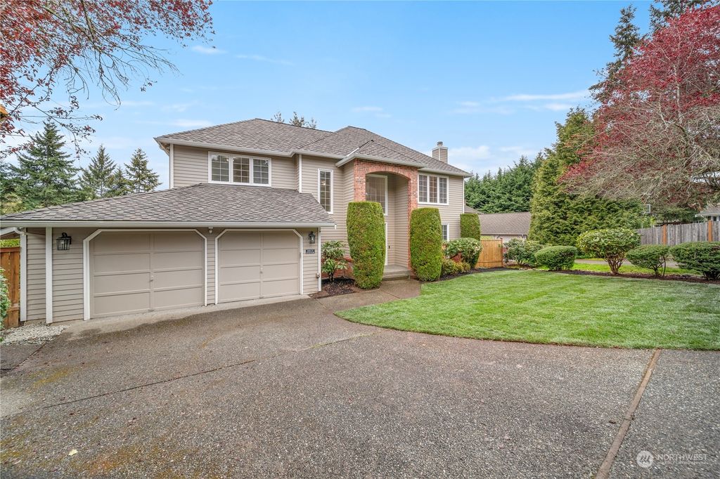 Photo of 6517 151st Place SE, Bellevue, WA 98006 (MLS # 2221938)