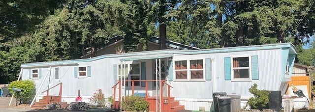 Photo of 7614 NE Bothell Way #17, Kenmore, WA 98028 (MLS # 2583034)