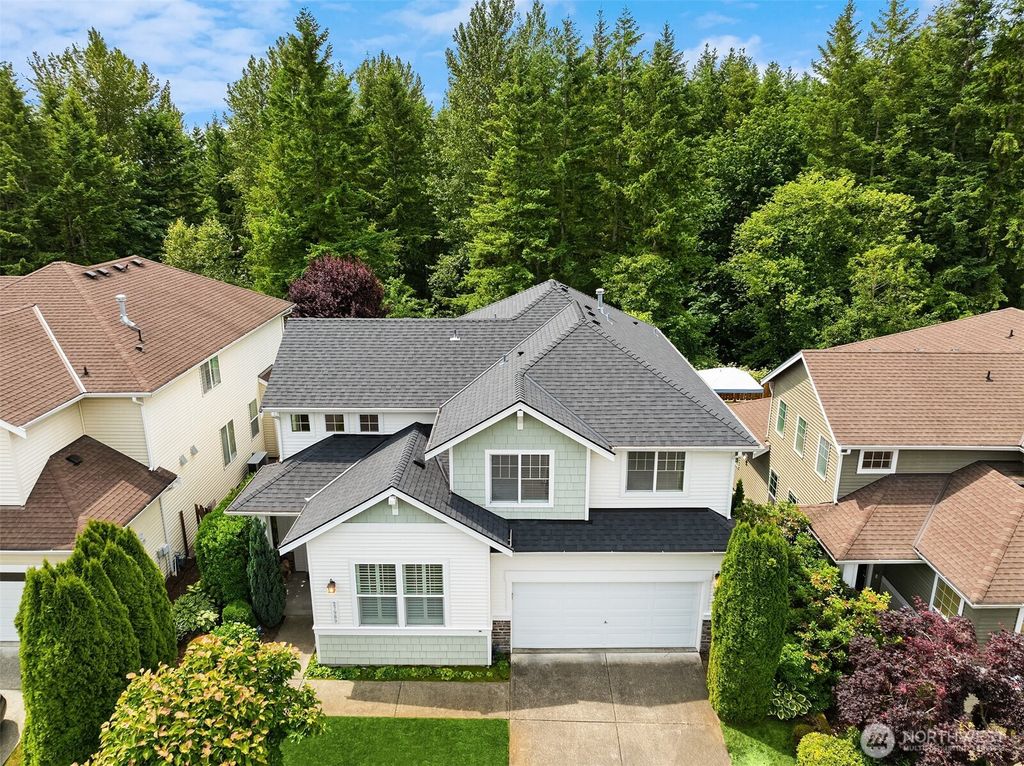 Photo of 27989 Maple Ridge Way SE, Maple Valley, WA 98038 (MLS # 2390216)