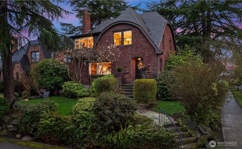 3939 Meridian Avenue N Seattle WA 98103