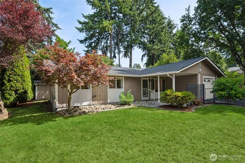 Photo of 501 125th Street S, Tacoma, WA 98444 (MLS # 2539857)