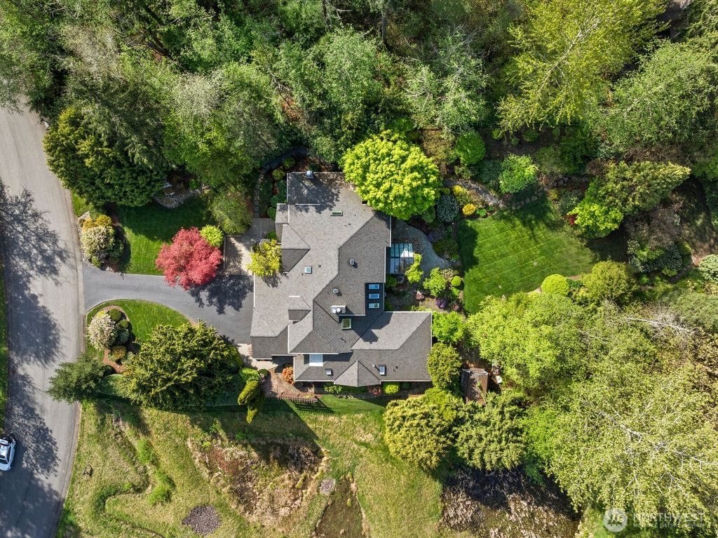 Photo of 14333 221st Avenue NE, Woodinville, WA 98077 (MLS # 2366879)