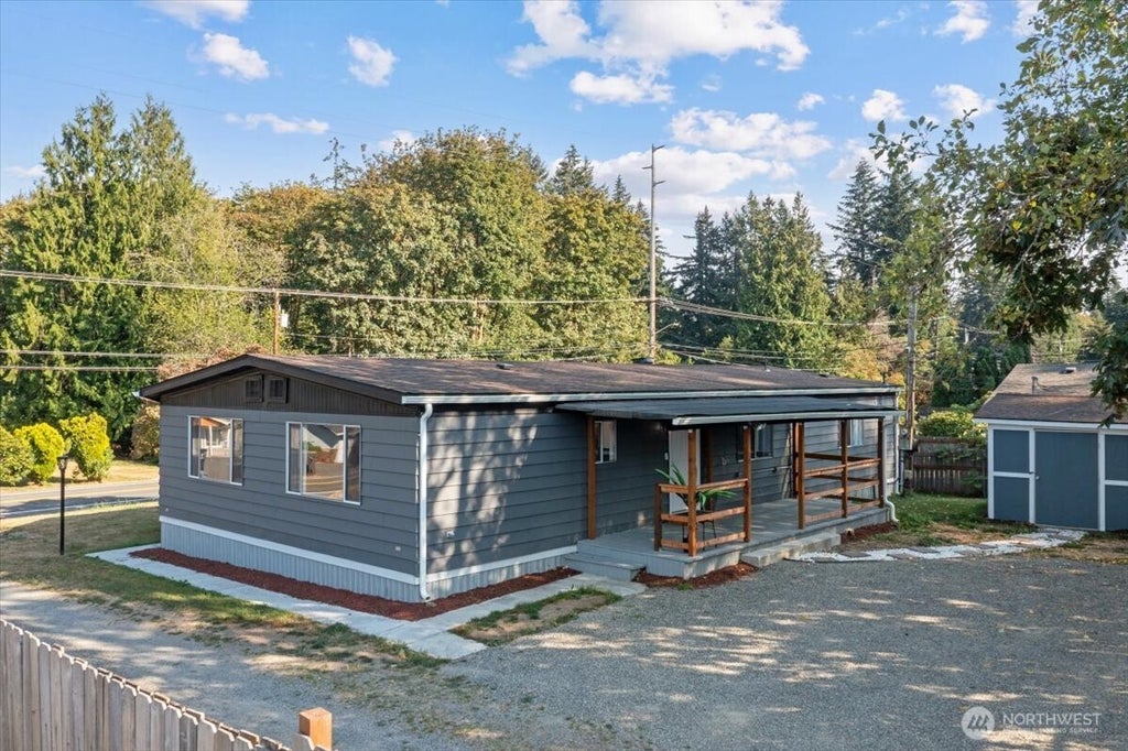 Photo of 18033 116th Avenue SE, Renton, WA 98058 (MLS # 2580760)