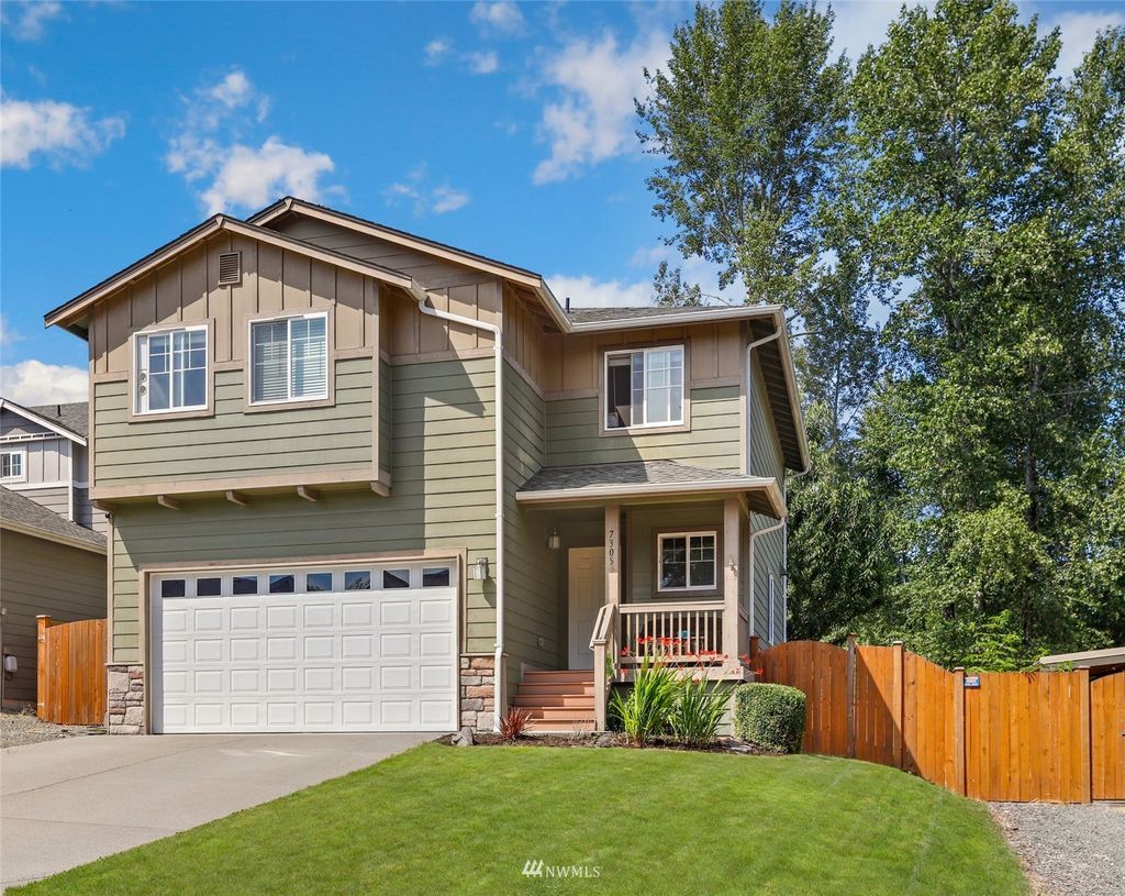 Photo of 7305 39th Place NE, Marysville, WA 98270 (MLS # 1975902)