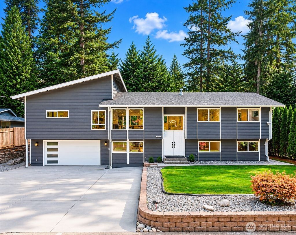 Photo of 9014 171st Avenue NE, Redmond, WA 98052 (MLS # 2498657)