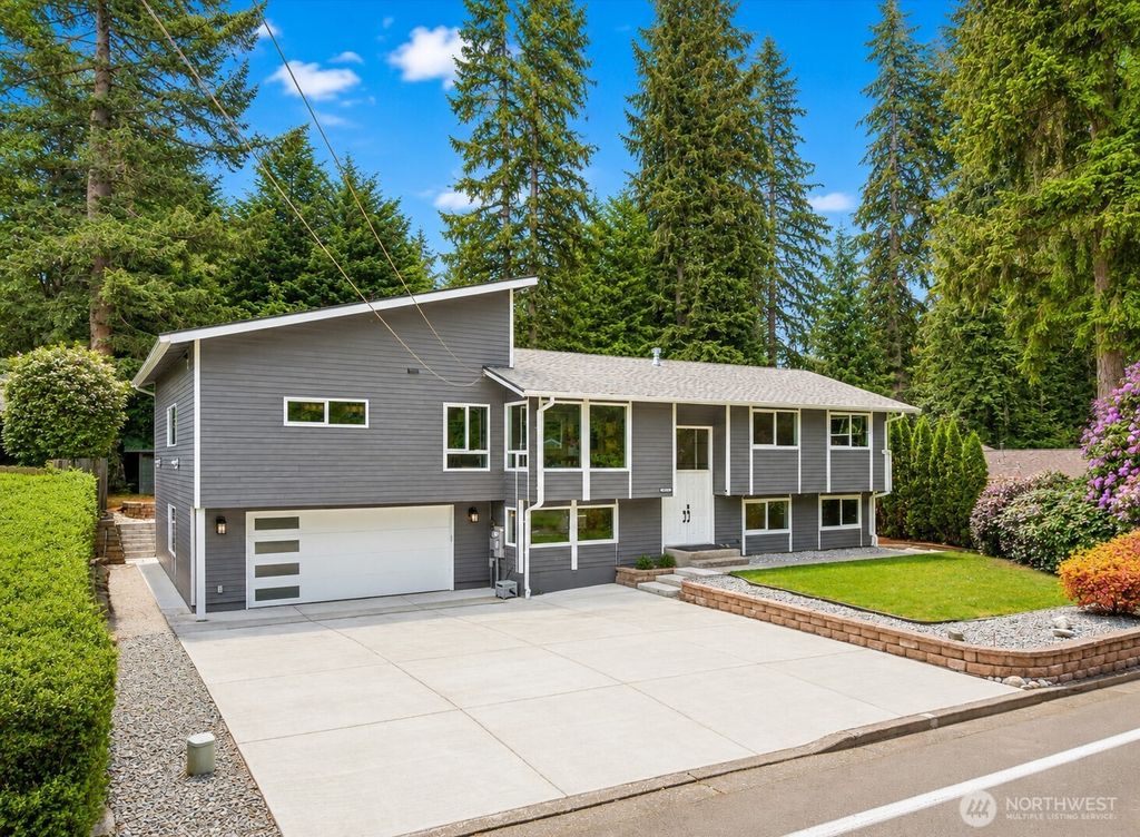 Photo of 9014 171st Avenue NE, Redmond, WA 98052 (MLS # 2498657)