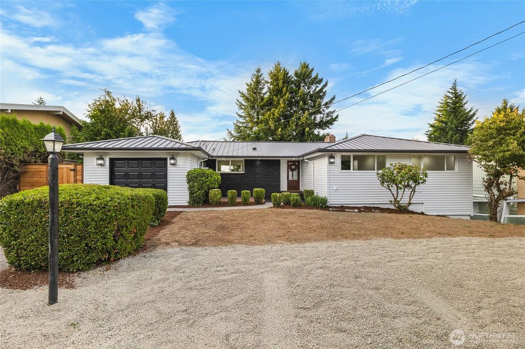 Photo of 1121 E Guiberson Street, Kent, WA 98030 (MLS # 2424810)