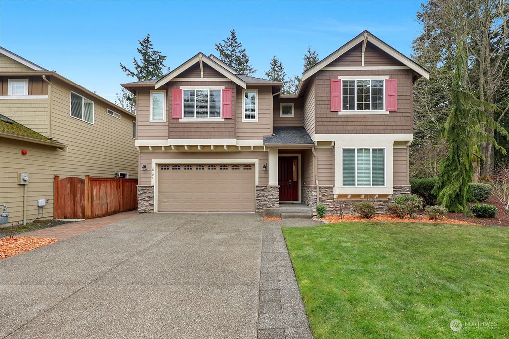 Photo of 16424 54th Avenue W, Lynnwood, WA 98037 (MLS # 2327566)