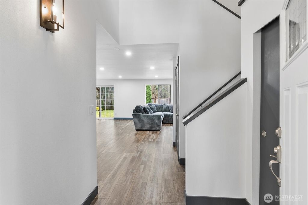 Photo of 20831 60th Street E, Bonney Lake, WA 98391 (MLS # 2501452)