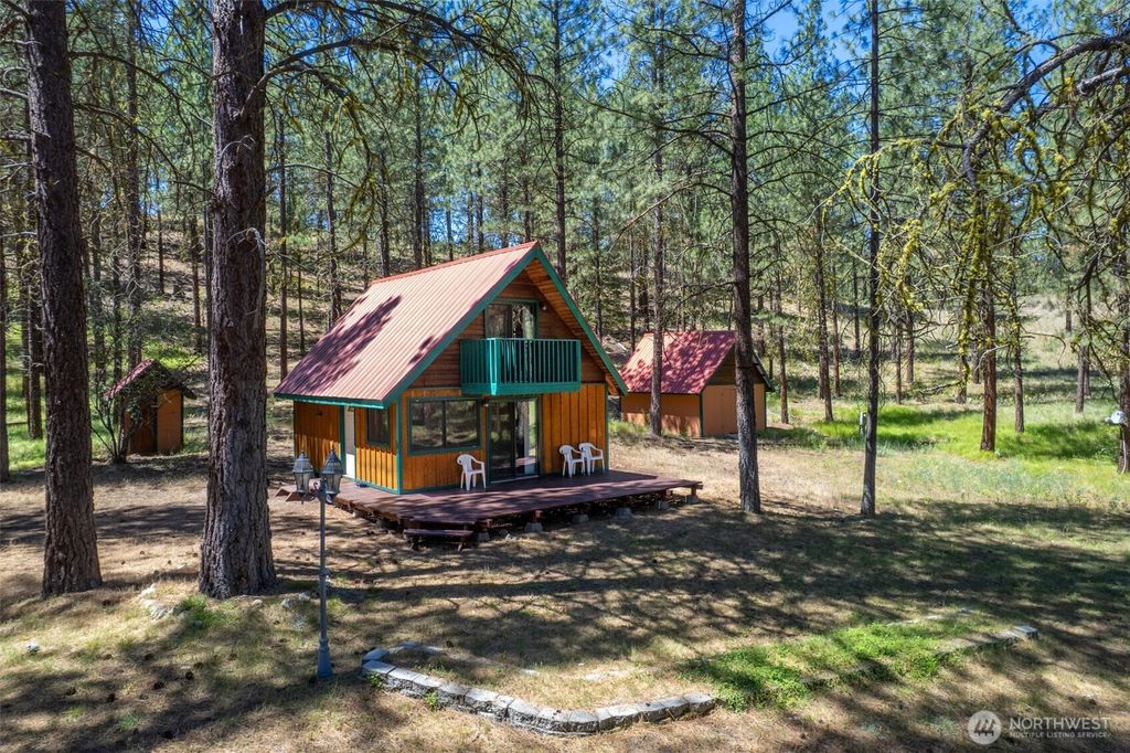 Photo of 93 Larkspur Drive, Winthrop, WA 98862 (MLS # 2510396)