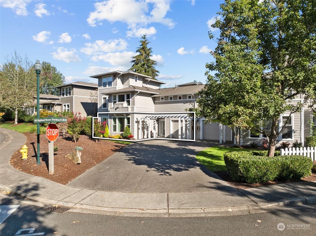 Photo of 22489 SE Highland Terrace #1382, Issaquah, WA 98029 (MLS # 2295375)