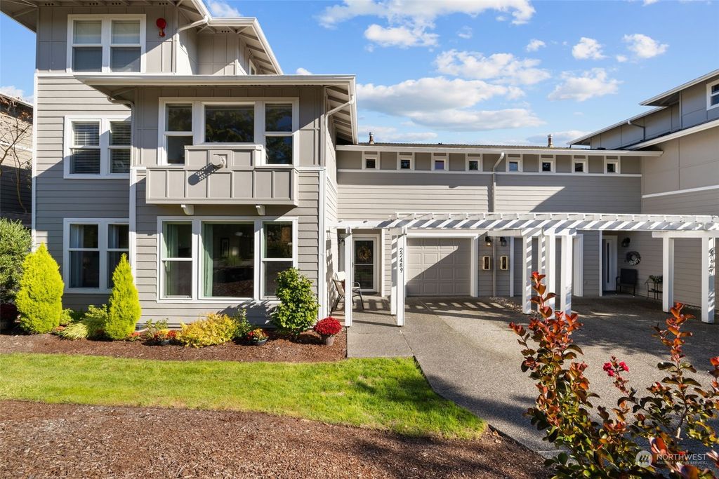 Photo of 22489 SE Highland Terrace #1382, Issaquah, WA 98029 (MLS # 2295375)