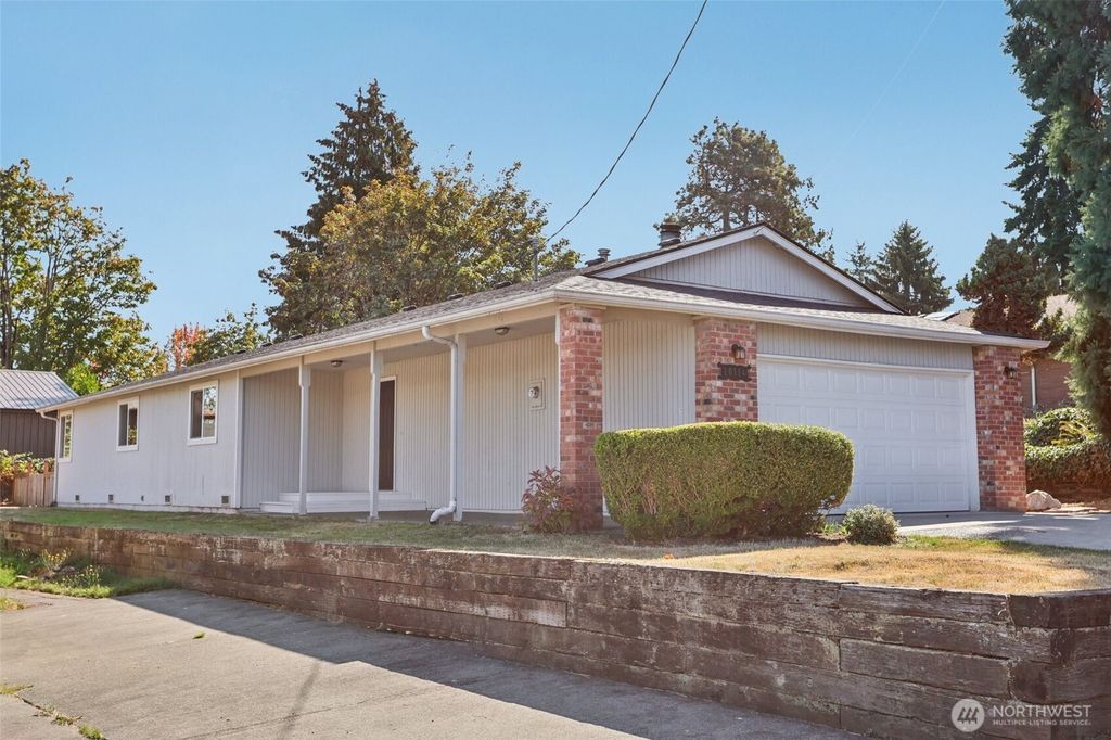 Photo of 10114 11th Avenue S, Seattle, WA 98168 (MLS # 2433087)