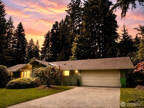 Photo of 2320 Lakemoor Drive SW, Olympia, WA 98512 (MLS # 2526292)