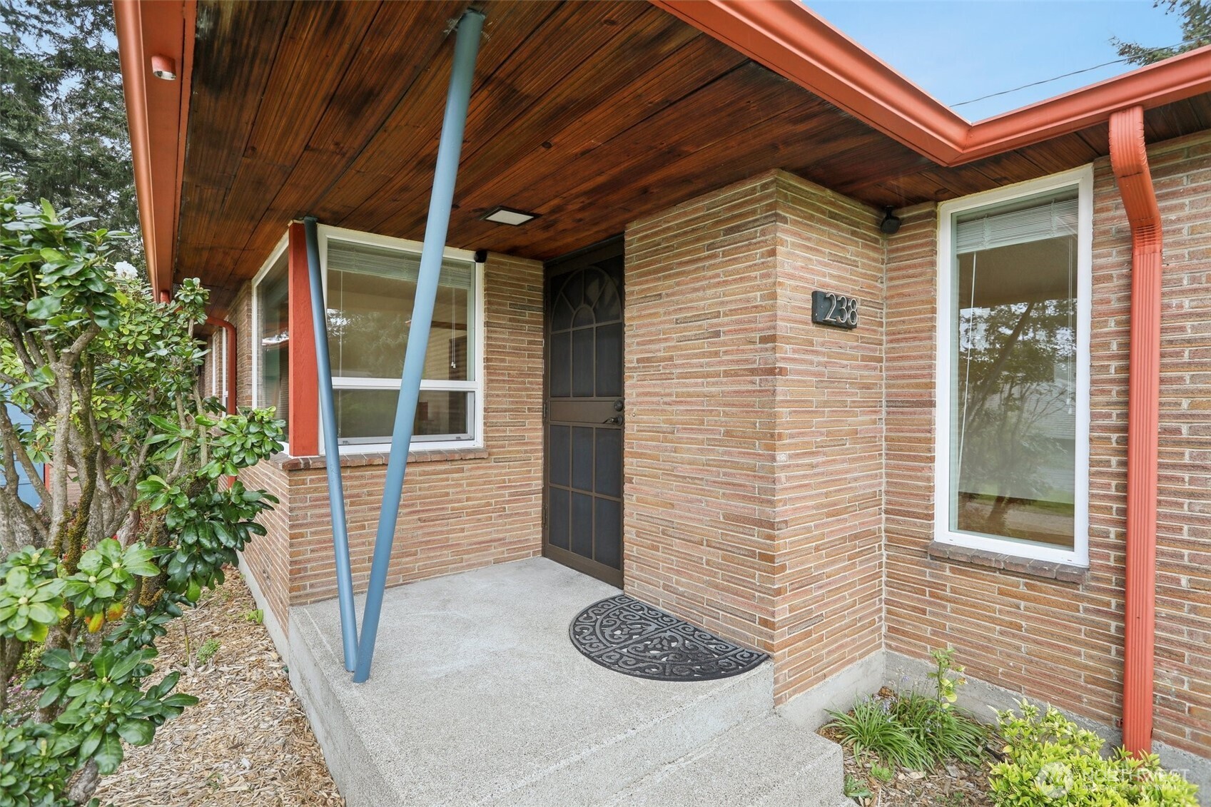 238 S 197th Street