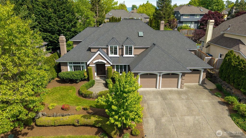 Photo of 1220 268th Way SE, Sammamish, WA 98075 (MLS # 2523464)