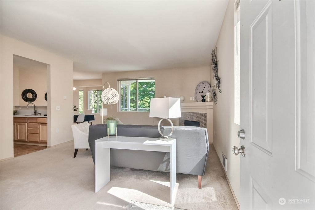 Photo of 2904 SE 8th Street #2129, Renton, WA 98058 (MLS # 2265213)