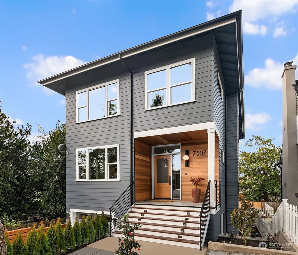 Photo of 7507 41st Avenue NE, Seattle, WA 98115 (MLS # 2203528)