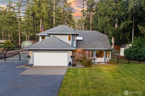 Photo of 29724 174th Avenue SE, Kent, WA 98042 (MLS # 2408251)