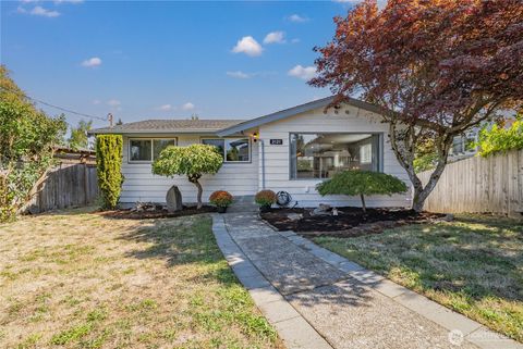 Photo of 3121 N Huson Street, Tacoma, WA 98407 (MLS # 2435085)