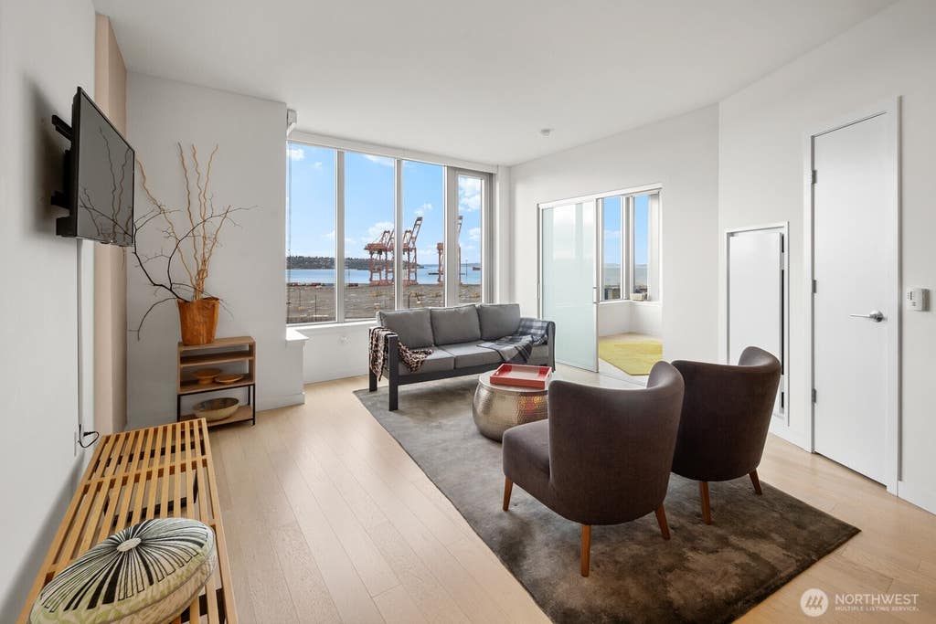 Photo of 590 1st Avenue S #901, Seattle, WA 98104 (MLS # 2572499)