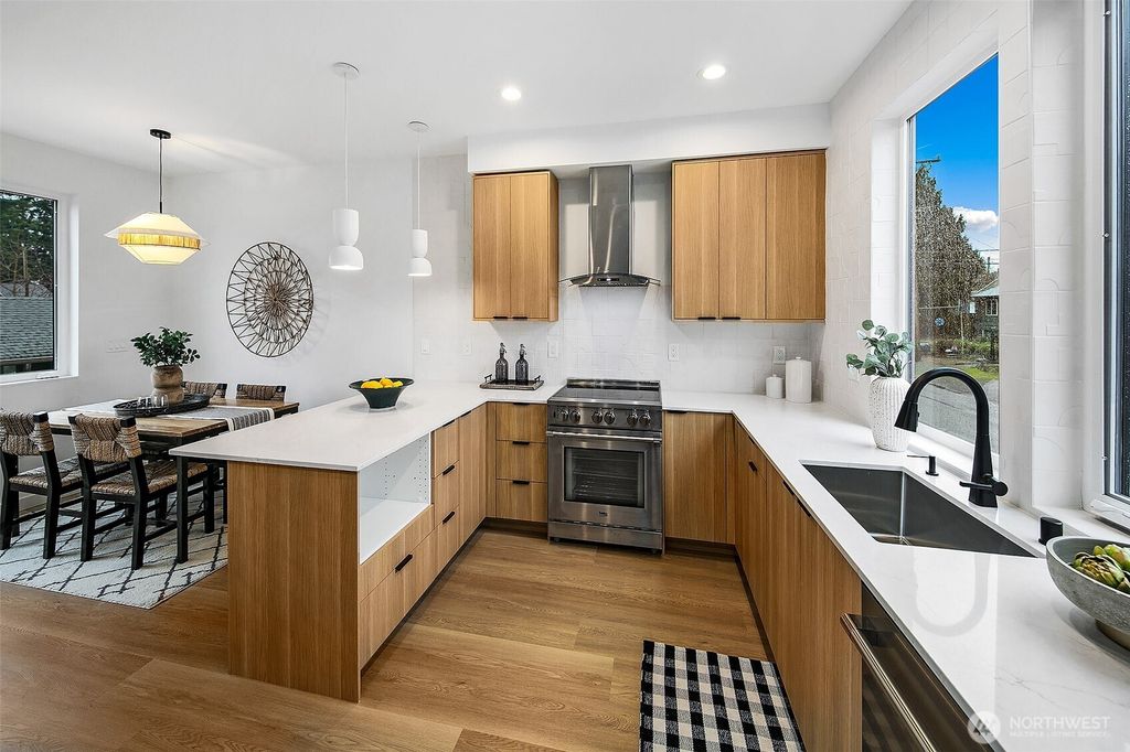 Photo of 5004 SW Hanford Street, Seattle, WA 98116 (MLS # 2339230)